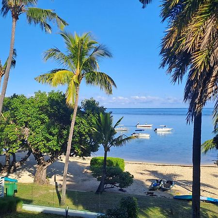 Caplage - Beachfront Ground Floor Apartment In Tamarin Esterno foto