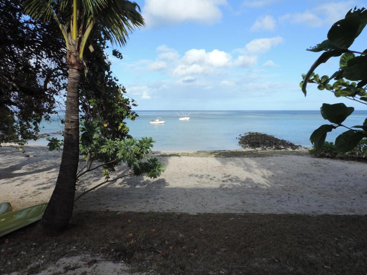 Caplage - Beachfront Ground Floor Apartment In Tamarin Esterno foto
